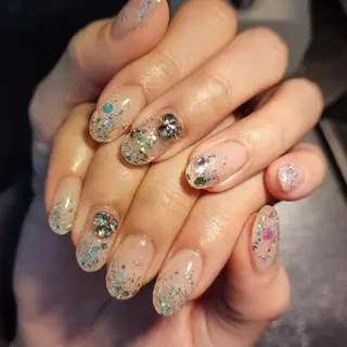 ネイル RUNWAY 　　の眉毛・アイブロウイメージ