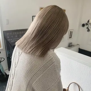 セミロング カラー 袴田 伊代のヘアスタイル
