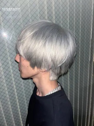 ショート カラー 💫miyu💫デザ インカラー/アレンジのヘアスタイル