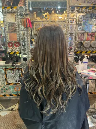 ロング カラー ヘアアレンジ 🌈派手髪エクステ ブレイズ🌈ひろとのヘアスタイル