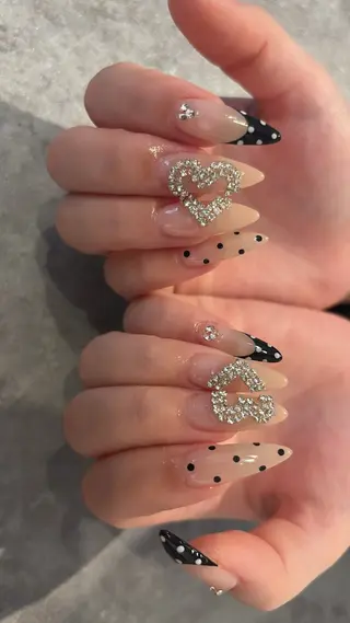 ネイル Mignon所属・Mignon 、のネイルデザイン