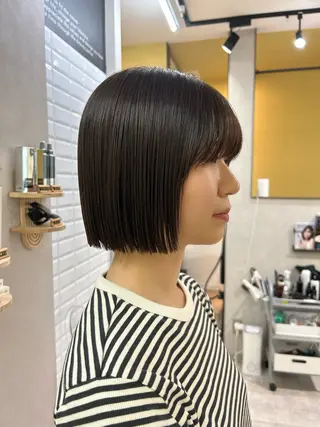 ショート hub hair レイヤー/透明感のヘアスタイル