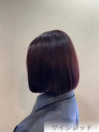 ミディアム カラー ハイトーン/レイヤー 似合わせ・ユキノのヘアスタイル