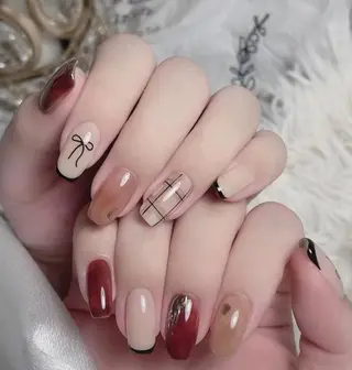 ネイル NiNa ビューティーサロン所属・Ni Naのネイルデザイン