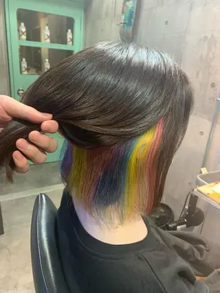 ショート ハイトーン/メンズ/ ウルフ特化   小松のヘアスタイル