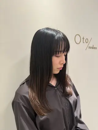 セミロング 大塚 柊那のヘアスタイル