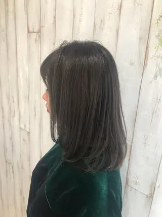 ミディアム カラー 鈴木 まりやのヘアスタイル