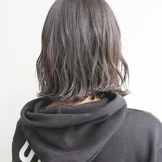 カラー ミディアム ヘアアレンジ iplus まつげ、眉毛、耳つぼのマツエク・マツパデザイン