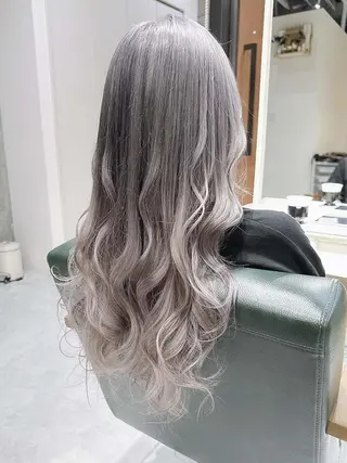 ロング カラー ヘアアレンジ Days 透明感カラーのヘアスタイル