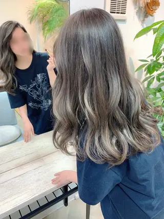 ロング カラー Beach 代表 KENTAのヘアスタイル