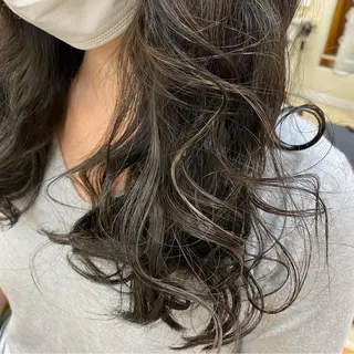 カラー SALOWIN栄 高須大貴のヘアスタイル