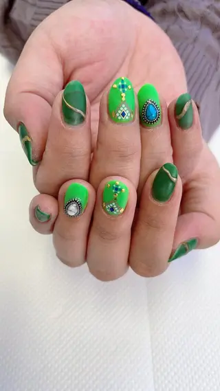 ネイル Munail サロン所属・むねいる nail salonのネイルデザイン