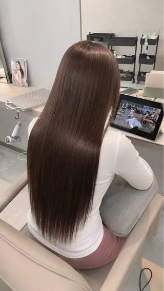 ショート カラー ヘアアレンジ 艶カラー ／韓国風カラーのヘアスタイル