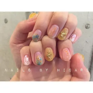 ショート カラー ネイル マツエク・マツパ illum hicariのネイルデザイン