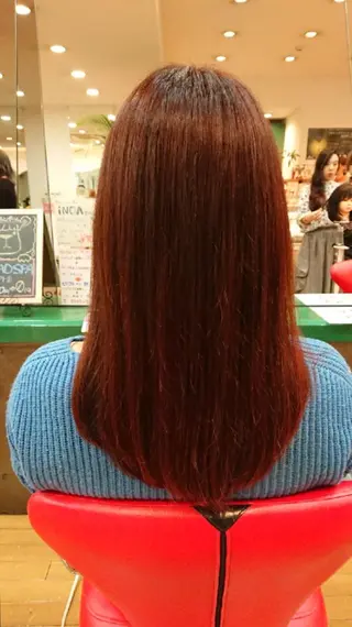 カラー ロング 原 萌香のヘアスタイル