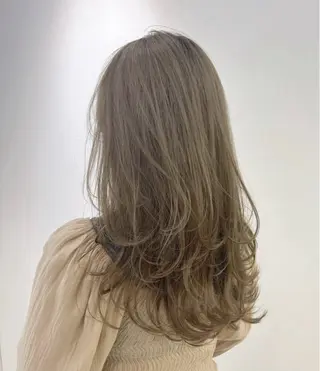 ロング カラー IT by ALBUM立川のヘアスタイル