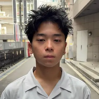 ショート 小岩 隆樹のヘアスタイル