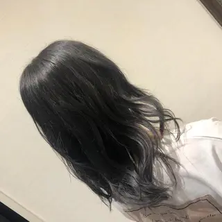 ミディアム 櫻井 麻彩のヘアスタイル