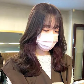 セミロング カラー パーマ ヘアアレンジ メンズ ネイル マツエク・マツパ アイブロウ 前川 朋香のヘアスタイル