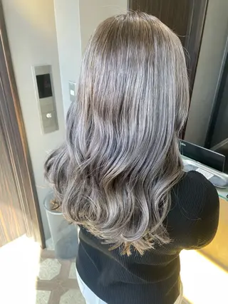 ロング ブリーチなしWカラー ヘアセット菜希のヘアスタイル