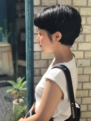 ショート カラー AYAKA 下北沢suuのヘアスタイル