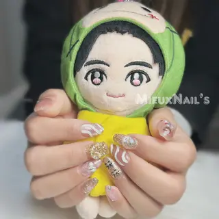 ネイル Miyu❤️‍🔥 Mieuxnailsのネイルデザイン