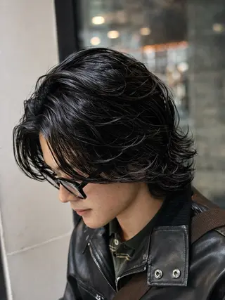 ミディアム パーマ メンズ ケンシロウ メンズパーマ特化⭕️のヘアスタイル