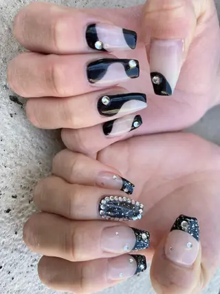 セミロング ネイル ✴︎ Delightのネイルデザイン