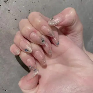 ネイル MIKU🌿 ネイル&まつげパーマのマツエク・マツパデザイン