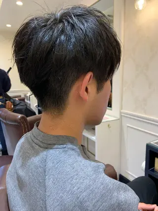 メンズ 粟田 めぐみのヘアスタイル