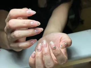 ネイル Eveネイル チップスカルプ専門店のネイルデザイン