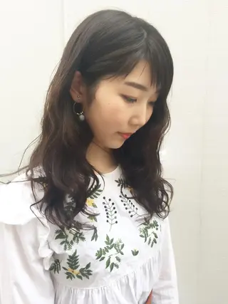 セミロング パーマ 福地 礼奈のヘアスタイル