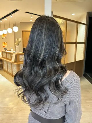ロング カラー レイヤー/くびれ/ 縮毛/チェレ金剛のヘアスタイル