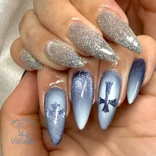 ネイル ViViChi 梨帆のネイルデザイン