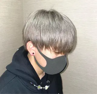 カラー メンズ 久保 歩夢のヘアスタイル