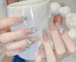 ネイル uu ネイルサロン関内🌼のネイルデザイン