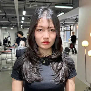 セミロング 韓国レイヤ ー支持No.1renのヘアスタイル