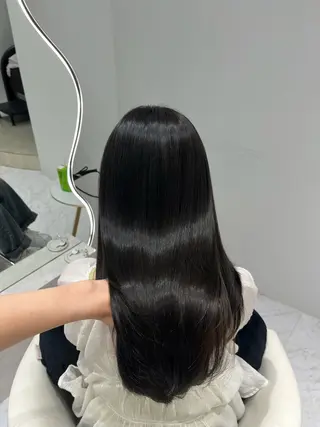 ロング カラー 𝑹𝒊𝒉𝒐🎀 名駅/大人韓国ヘアのヘアスタイル