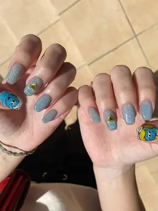 ショート カラー ネイル Nailsalon Calmeのネイルデザイン