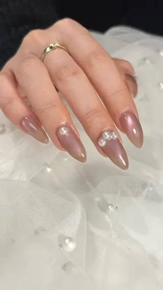 ネイル émure. パラジェル認定サロンのネイルデザイン