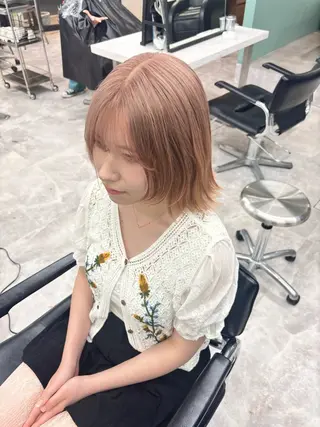 ショート カラー leben serikaのヘアスタイル