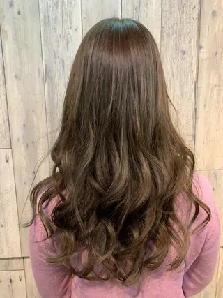 ロング 川野 賢のヘアスタイル