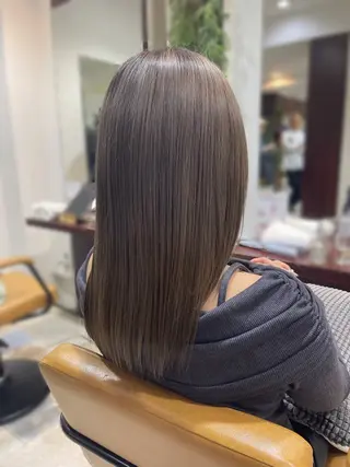 セミロング カラー トゥサリ/ 海外ヘア/レイヤーのヘアスタイル