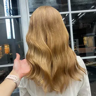 ロング 🫧艶髪/ブリーチ 🐳honami🫧のヘアスタイル