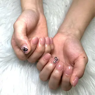 ネイル KB 心斎橋店 風羽のネイルデザイン
