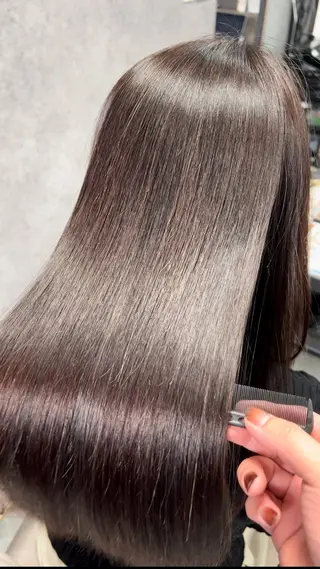 ロング 水田仁 【美髪髪質改善】のヘアスタイル