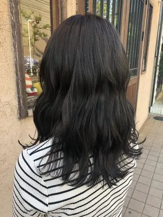 セミロング カラー 國次 夕貴のヘアスタイル