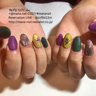 ネイル 廣瀬 真奈美のネイルデザイン