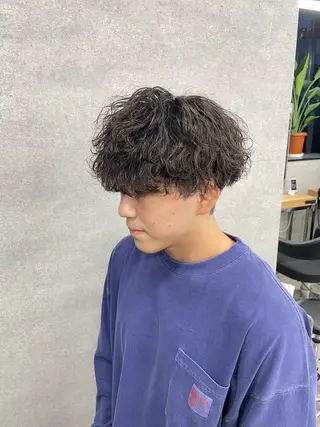 ショート カラー パーマ ヘアアレンジ メンズ スパイキー/フェザー /波巻き/かいとのヘアスタイル
