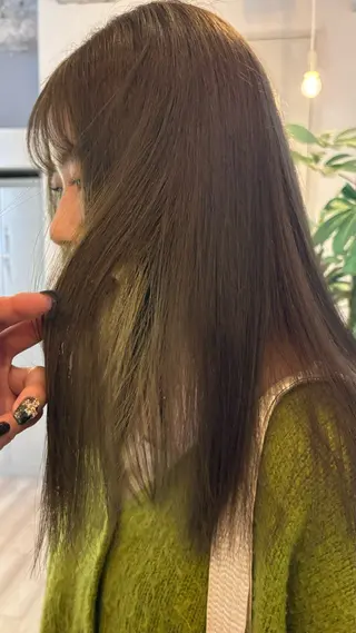 セミロング カラー ひなの/透明感 カラー/レイヤーのヘアスタイル